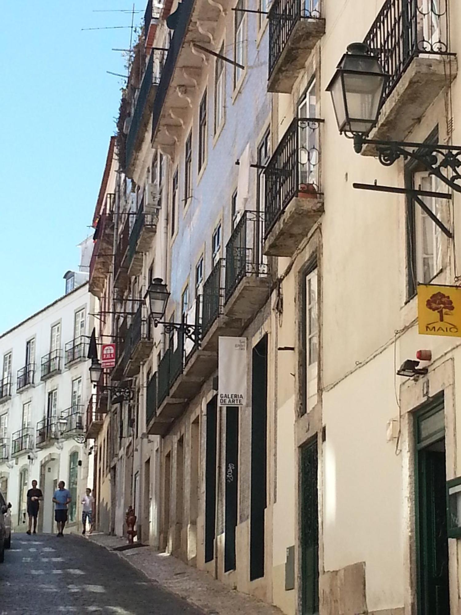 Cozy 1St Floor Flat Central Chiado District With Balconies And Ac 19Th Century Building Lisboa Εξωτερικό φωτογραφία