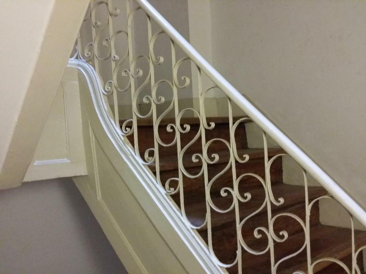 Cozy 1St Floor Flat Central Chiado District With Balconies And Ac 19Th Century Building Lisboa Εξωτερικό φωτογραφία